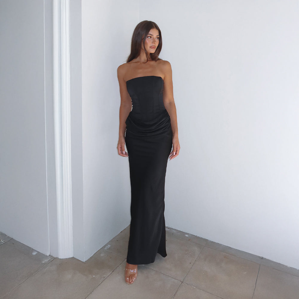 Améline™ | Korsettad Satin Klänning